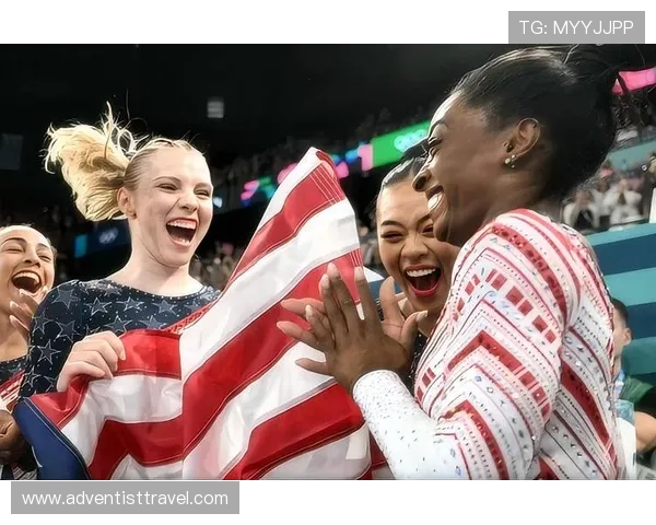 拜尔斯训练间里偷偷点外卖，冠军也有馋嘴时刻啊！